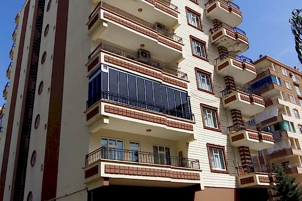 Katlanır Cam Balkon Sistemleri